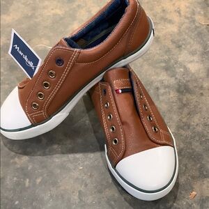 NEW Tommy Hilfiger Brown and White Sneakers with Slip-On Design